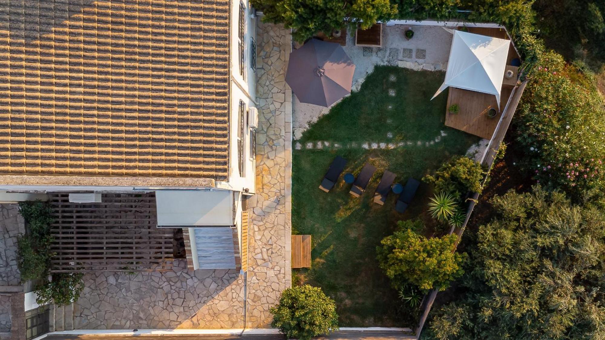 Mi Casa - Serene Garden Retreat, 2 Bedroom House *