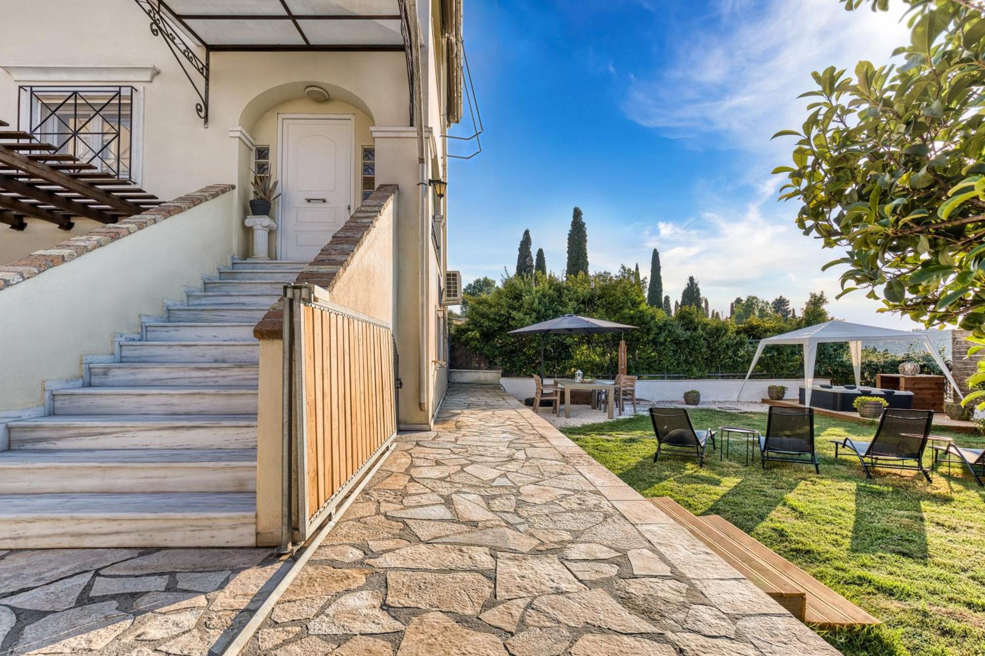Mi Casa - Serene Garden Retreat, 2 Bedroom House Holiday home Corfu (city)